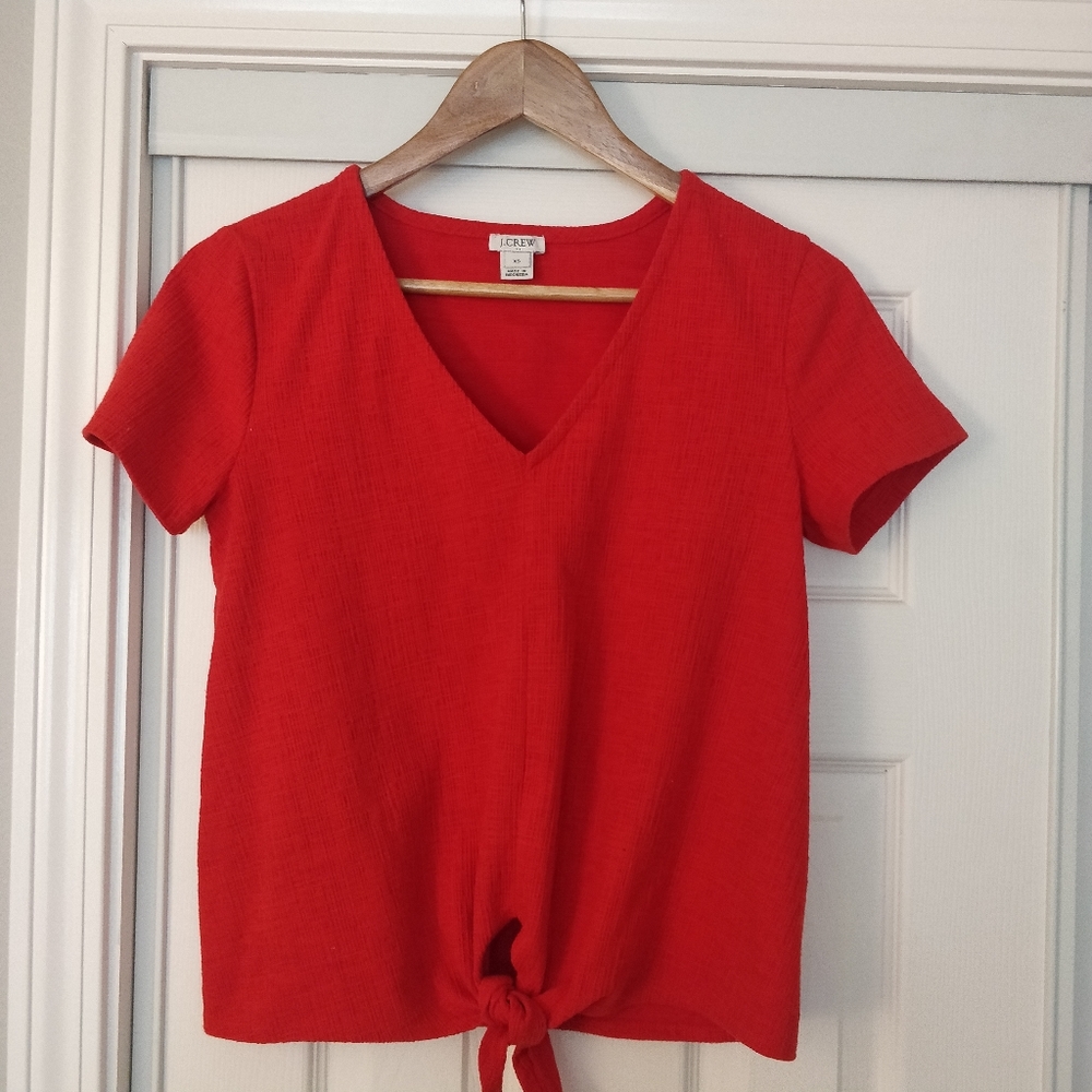 RED FRONT TIE TOP